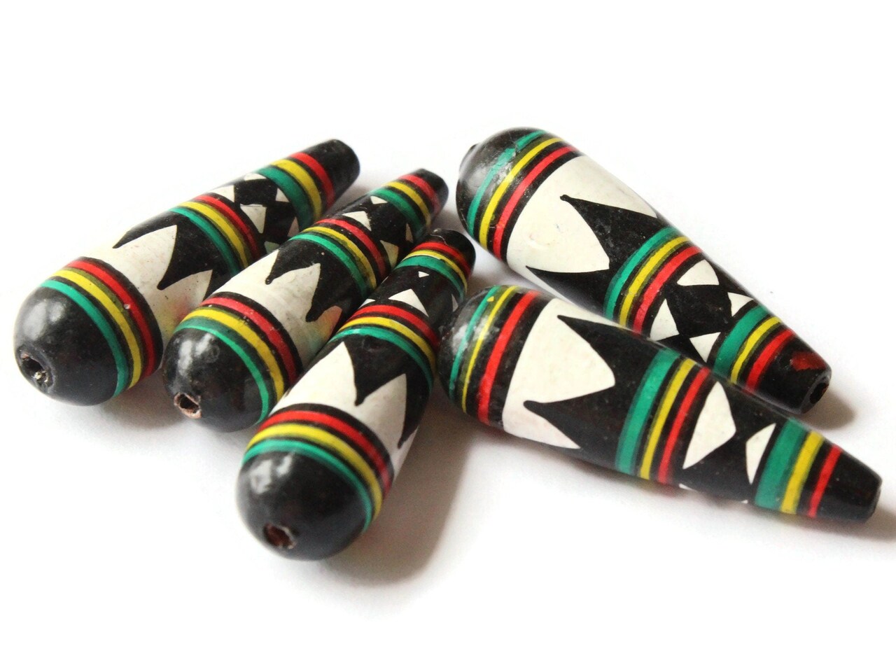 5 35mm Vintage Painted White Black and Red Teardrop Peruvian Clay Beads